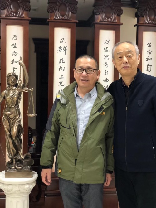 李鸣杰律师前往悦华律师事务所参观