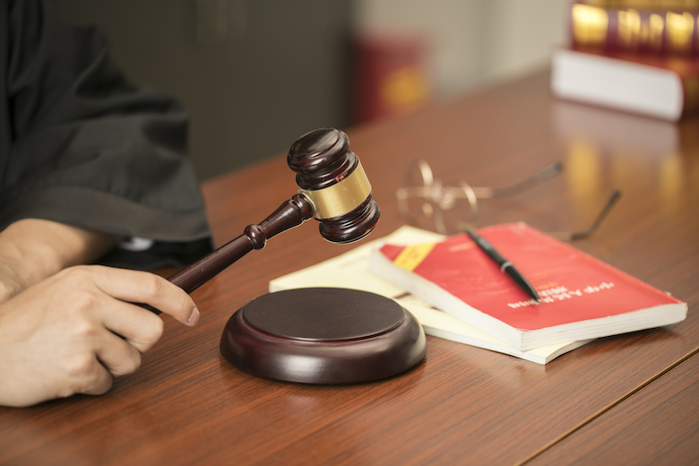 国有公司企业事业单位人员失职罪其实只是工作失误怎么辩护