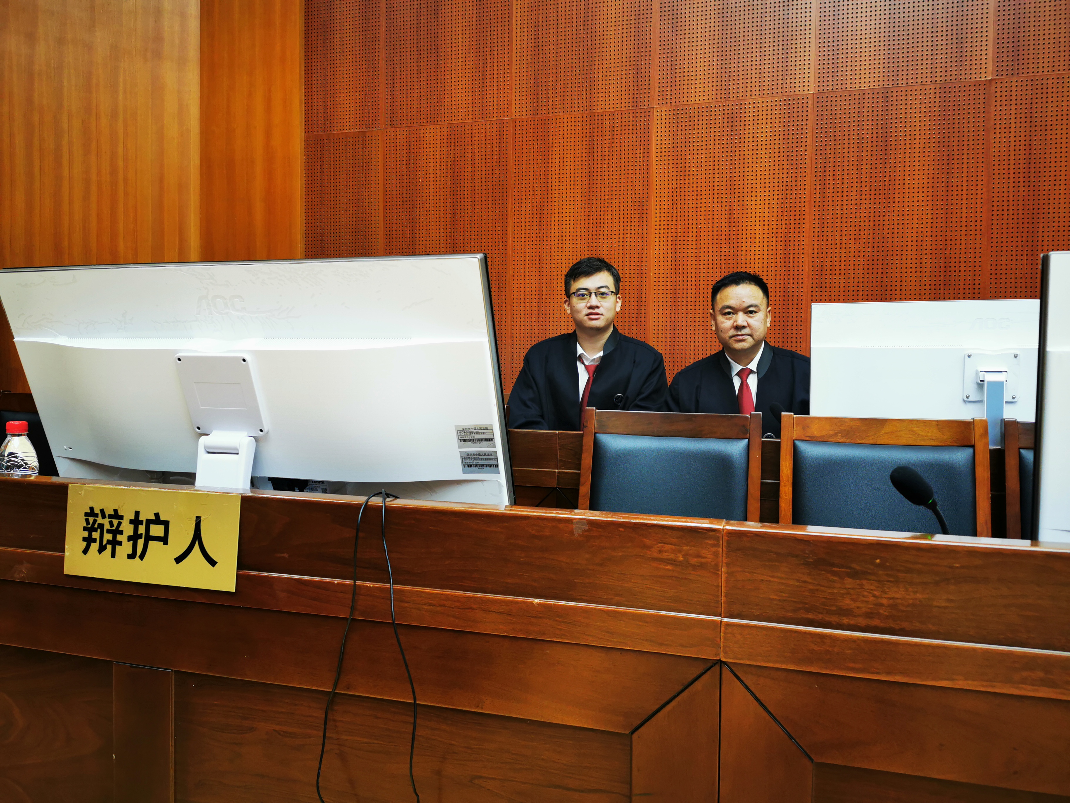 深圳刑事律师任忠孙团队出庭为广东省高院主审的陈某某参加黑社会性质